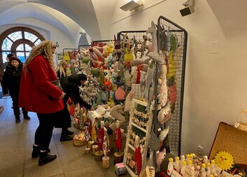 Výstava rukodělných výrobků začala