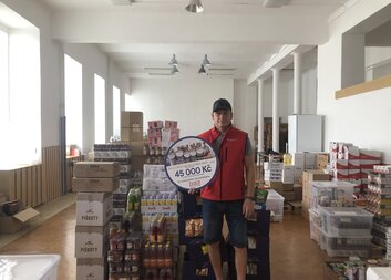 Potravinová pomoc pro děti z nízkopříjmových rodin