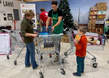 Sbírka potravin opět úspěšná